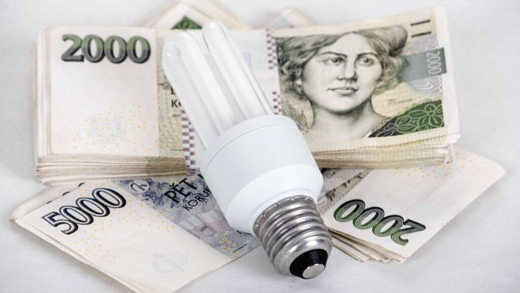 Přeplatek na svém vyúčtování energií všichni vidí rádi. Neznamená to ale automaticky, že by za daný rok skutečně ušetřili. Ilustrační foto: Depositphotos.com
