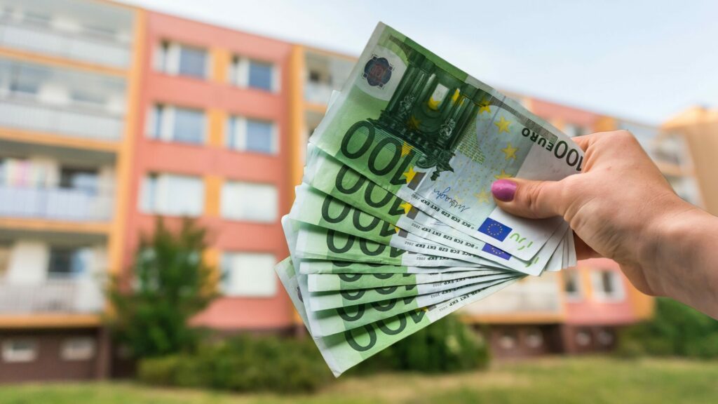 V současném období investice do rezidenčních nemovitostí nedává ve většině případů ekonomický smysl, tvrdí ekonom Jakub Veverka. Ilustrační foto: Depositphotos.com