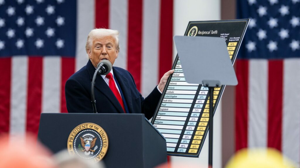 Průměrné clo na vývoz z EU může klesnout zhruba z 11 na 10, ale i vzrůst z 11 na 15 %, záleží na Trumpovi. Ilustrační foto: flickr.com/whitehouse