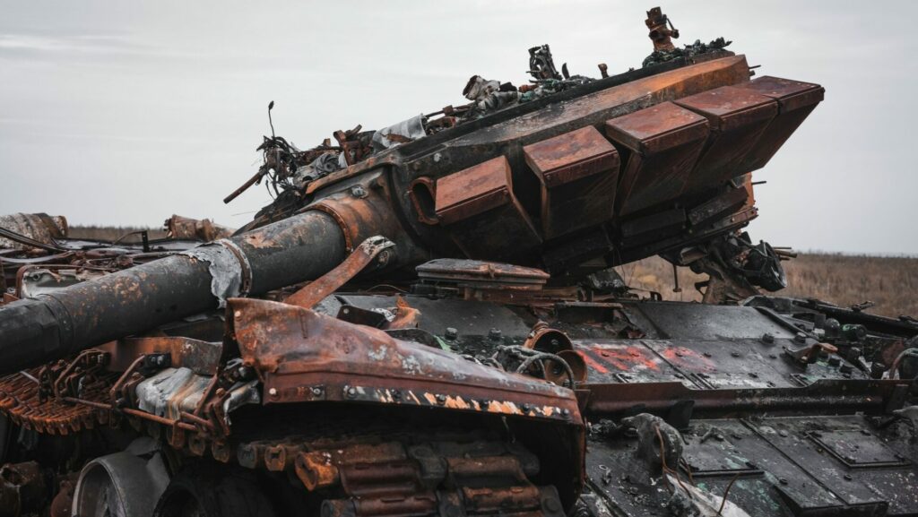 Válka na Ukrajině pokračuje a situaci dále zhoršuje vypuknutí nového konfliktu mezi USA a Íránem, který opětovně zvyšuje ceny energetických komodit. Ilustrační foto: Depositphotos.com