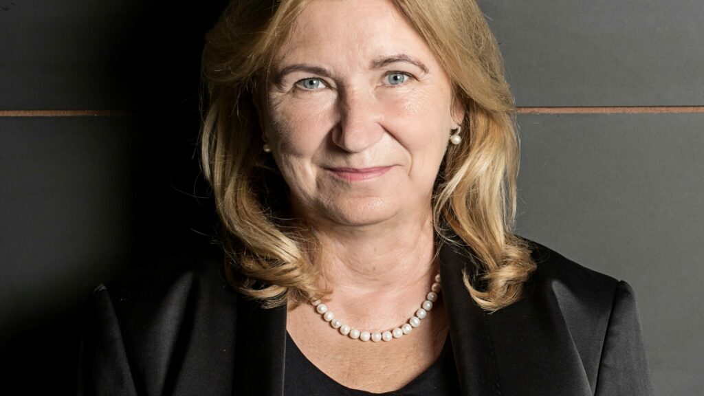 Výroky viceguvernérky Zamrazilové nikterak nevybočovaly z její předchozí rétoriky, a koruna tak na ně v podstatě nereagovala. Ilustrační foto: Holasjakub – Vlastní dílo, CC BY-SA 4.0, https://commons.wikimedia.org/w/index.php?curid=108082491