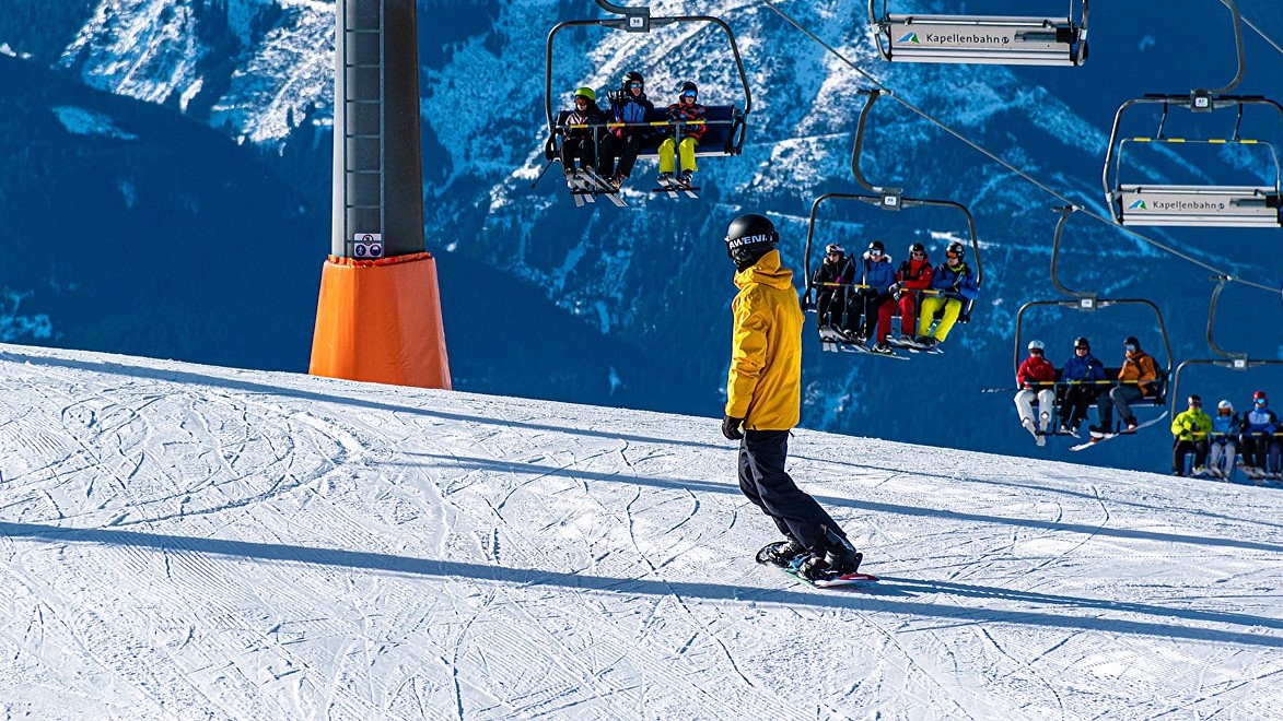 Na alpských sjezdovkách může být v únoru plno. Ilustrační foto: Pixabay.com