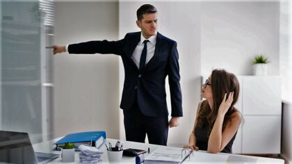 Jednodušší vyhazovy úředníků se mohou nové Babišově vládě brutálně vymstít. Ilustrační foto: Depositphotos.com