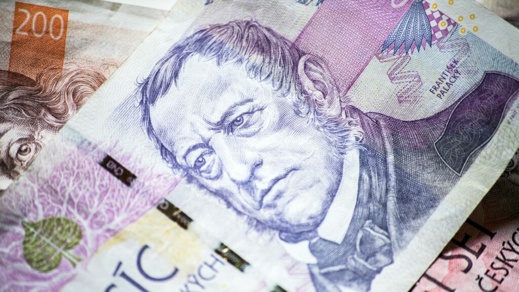 Za celý rok 2025 mzdy v tuzemsku vzrostly nominálně v průměru o 7,2 % a reálně o 4,6 %. Ilustrační foto: Depositphotos.com