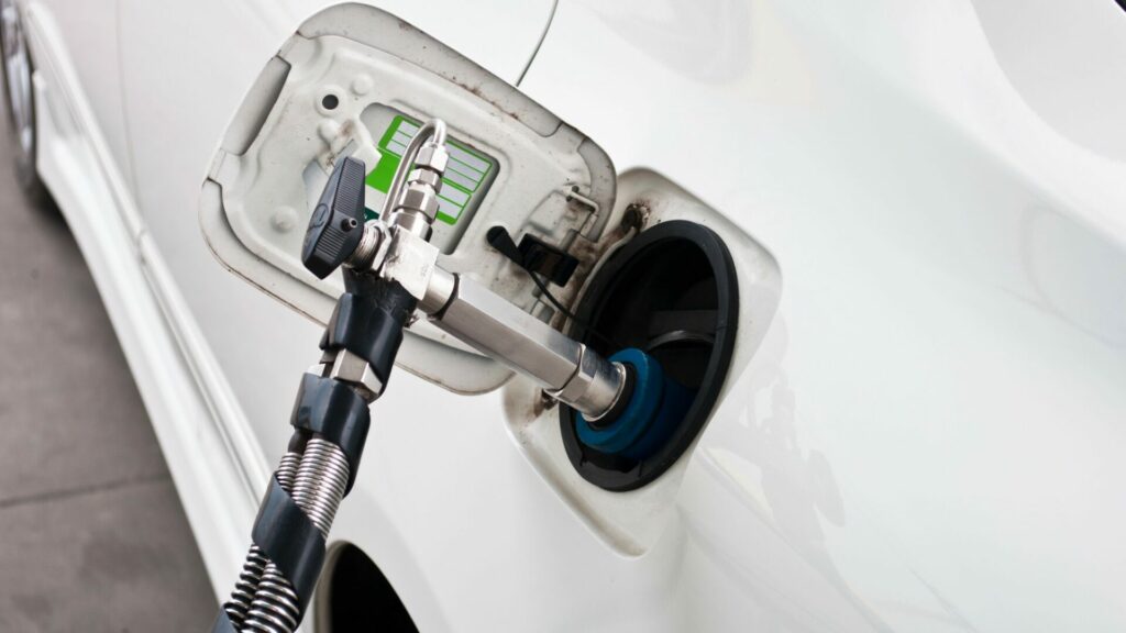 Meziročně je zemní plyn do aut dokonce levnější. Ilustrační foto: Depositphotos.com