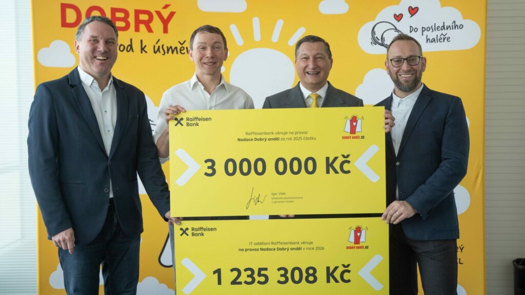 Zaměstnanci Raiffeisenbank poslali po Dobrém andělovi miliony rodinám v obtížné životní situaci. Foto: Raiffeisenbank