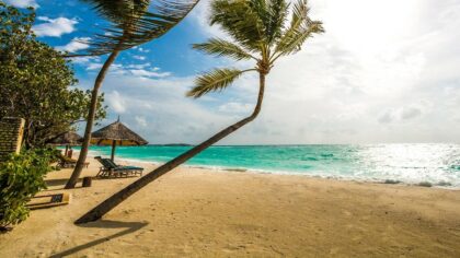 Romantické Maledivy se kvůli válce na Blízkém východě změnily v nedobrovolné vězení pro nemálo turistů. Ilustrační foto: Pixabay.com