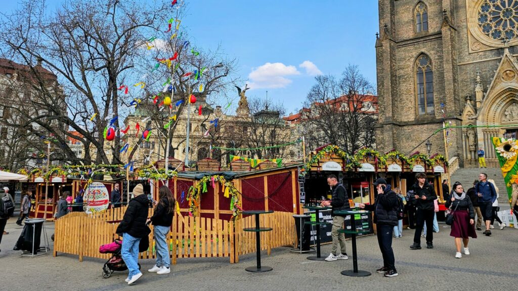 Tradiční velikonoční trh na Náměstí Míru v Praze. Foto: faei.cz/Pavel Baroch